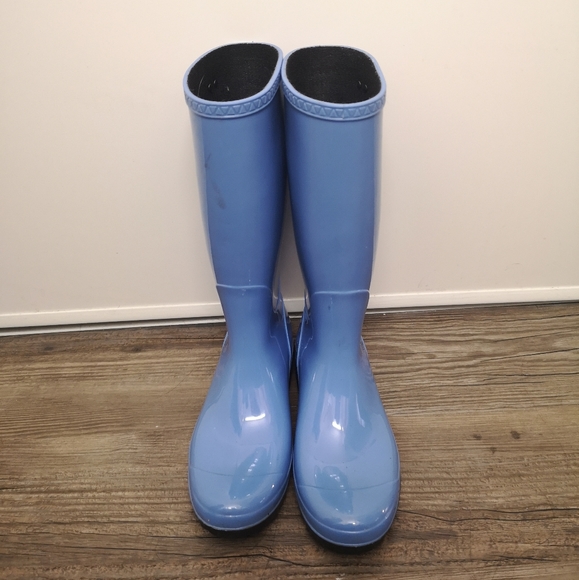shearling lined rain boots